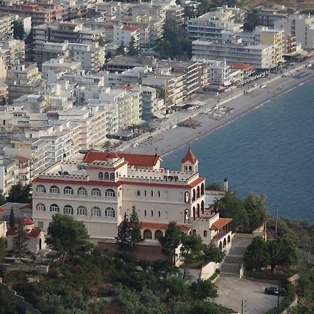 Galini Apartment Loutraki  Exterior photo